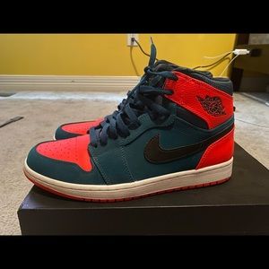 Air Jordan 1 (Retro High)